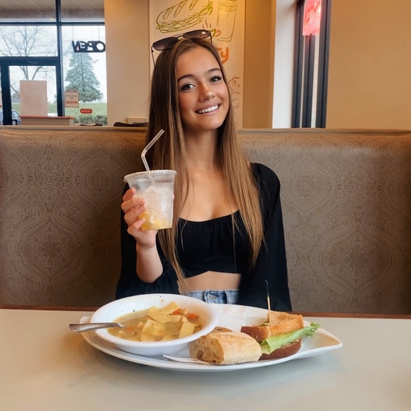 Meet your Posher, G - Picture 3 of 4